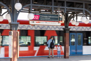 Ploshhad-treh-vokzalov_foto-press-sluzhby-OAO-RZHD_-1-300x200 Площадь трех вокзалов_фото пресс-службы ОАО РЖД_